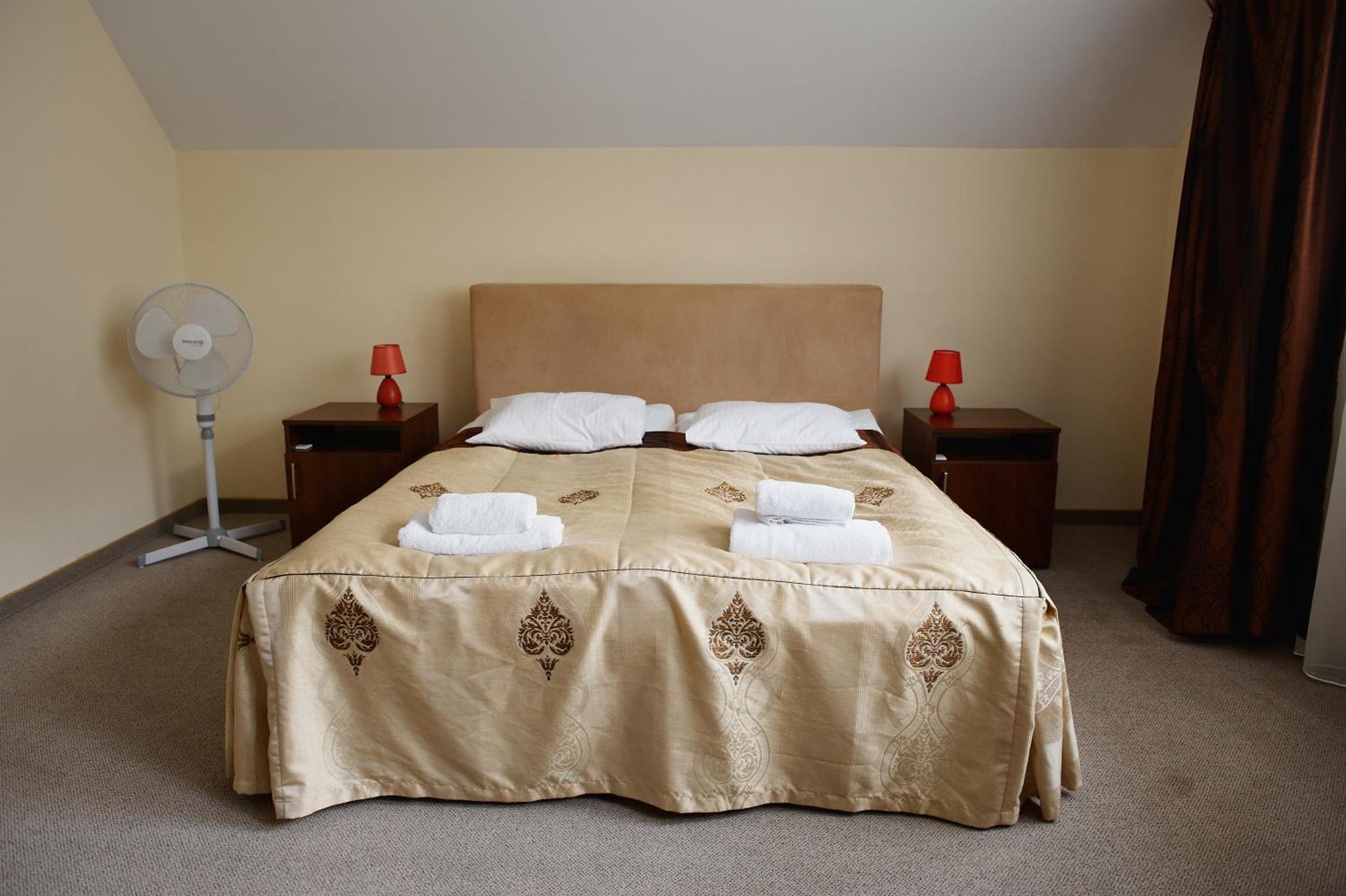 Hotel Marina Nielisz Room photo